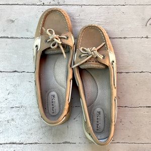 Sperry Topsider Boat Shoes!